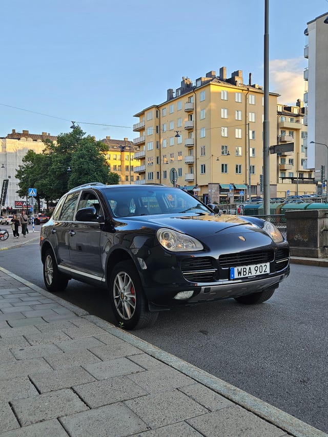 Porsche Cayenne 2005