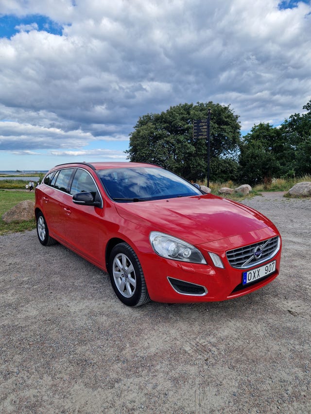 Volvo V60 2011 – bild 2