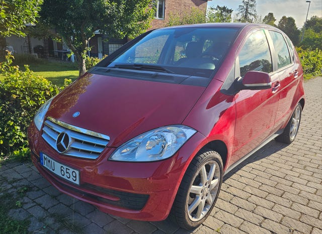 Mercedes-Benz A160 2012