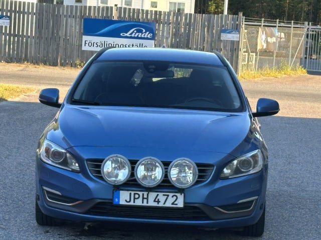Volvo V60 — bild 2 av 11