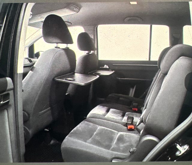 Volkswagen Touran 2011