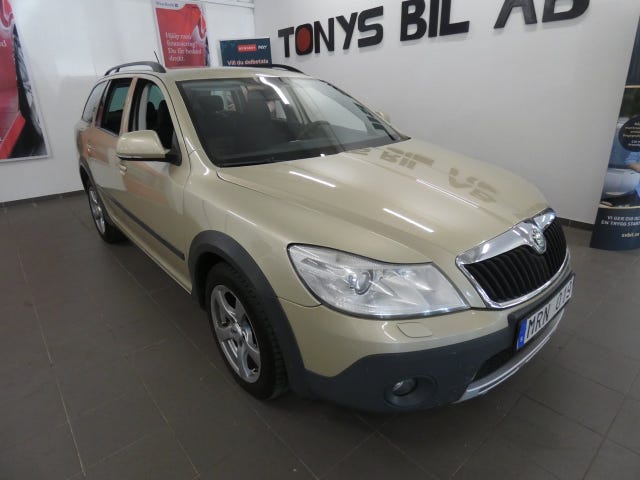 Skoda Octavia Scout 2012