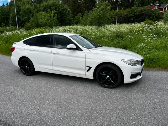 BMW 318d 2015