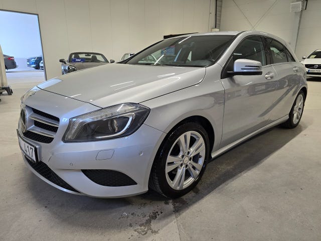 Mercedes-Benz A180 2013