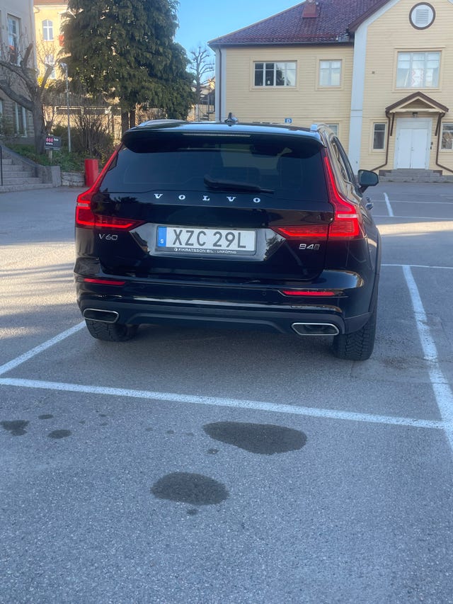Volvo V60 Cross Country 2021 – bild 4