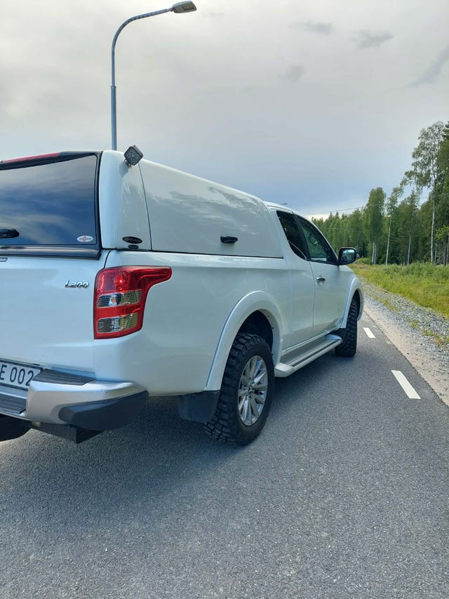 Mitsubishi L200 Club Cab 2017