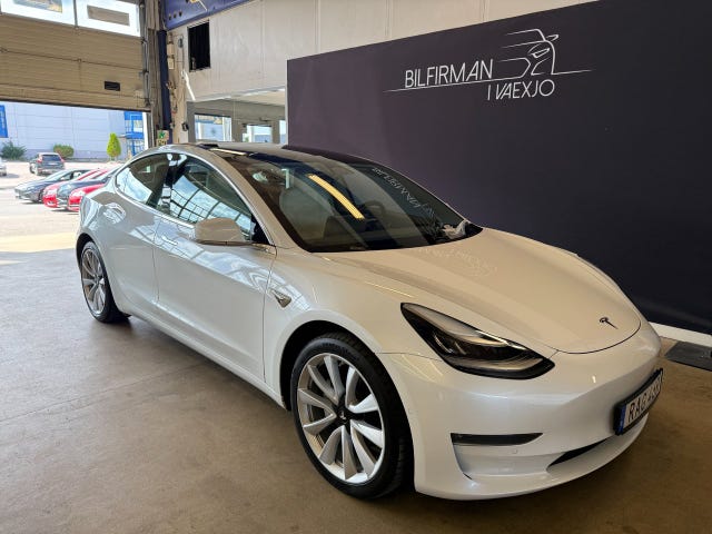 Tesla Model 3 2020