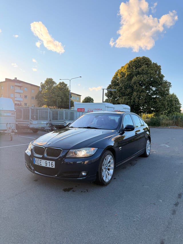 BMW 325i 2010