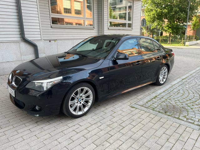 BMW 525i 2010