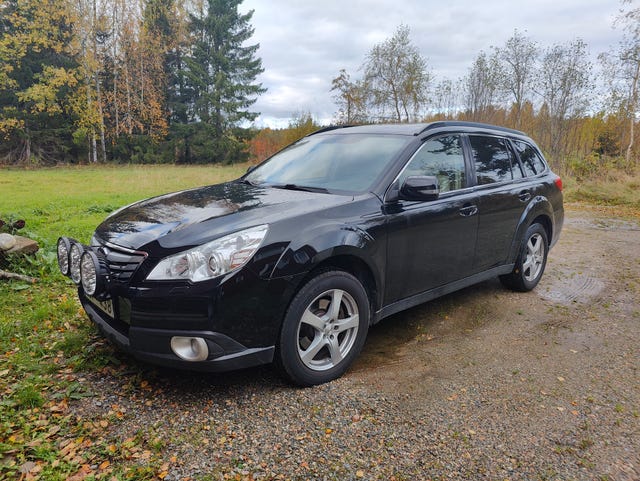 Subaru Outback 2010