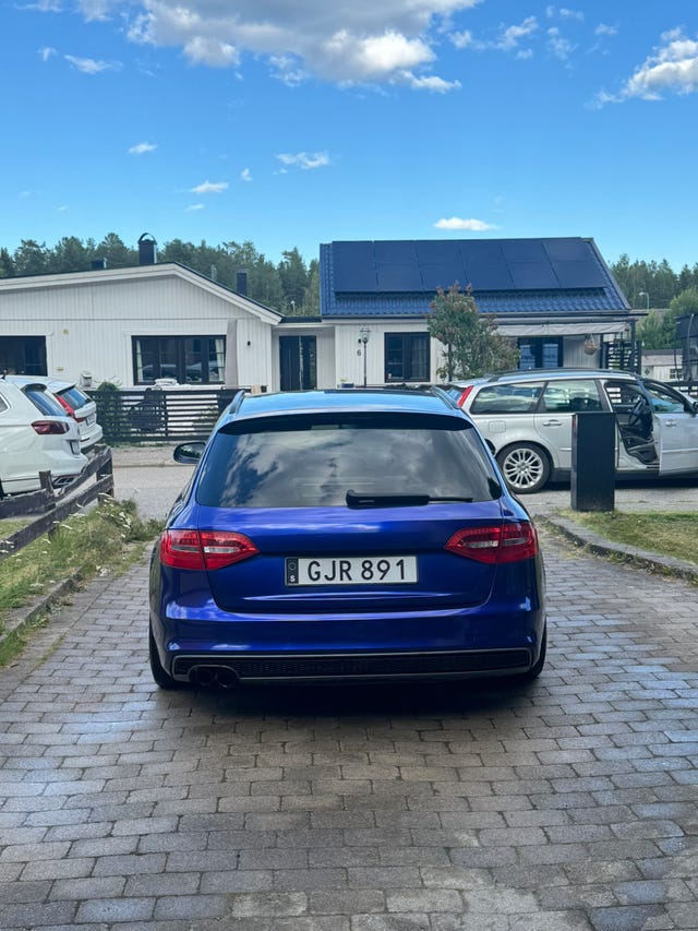 Audi A4 2014