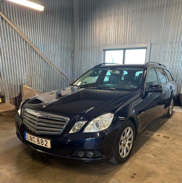 Mercedes-Benz E220 2010