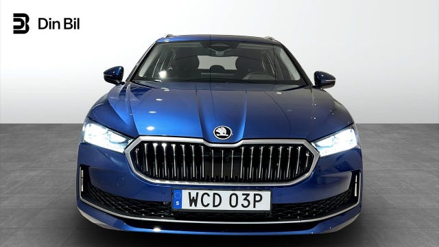 Skoda Superb 2025 – bild 4