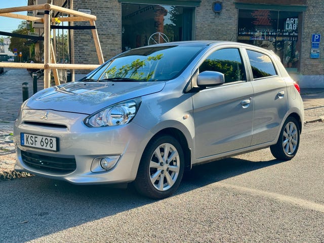 Mitsubishi Space Star 2015