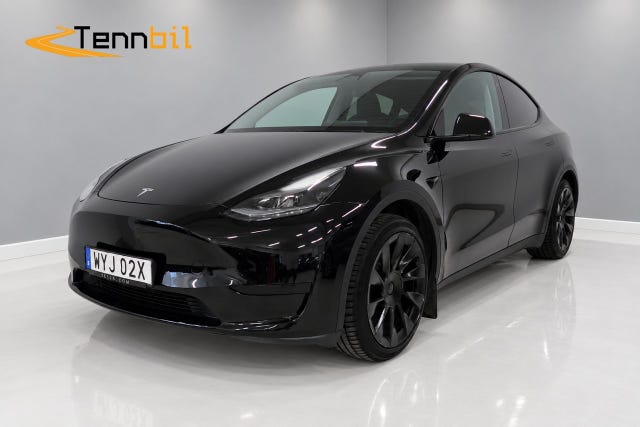 Tesla Model Y 2024