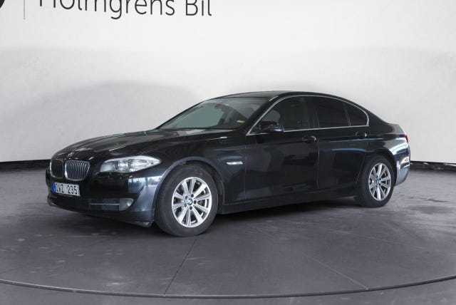 BMW 523i 2011