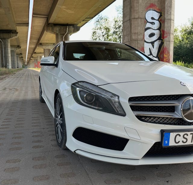 Mercedes-Benz A220 2014