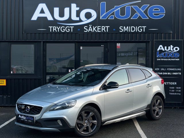 Volvo V40 Cross Country 2013