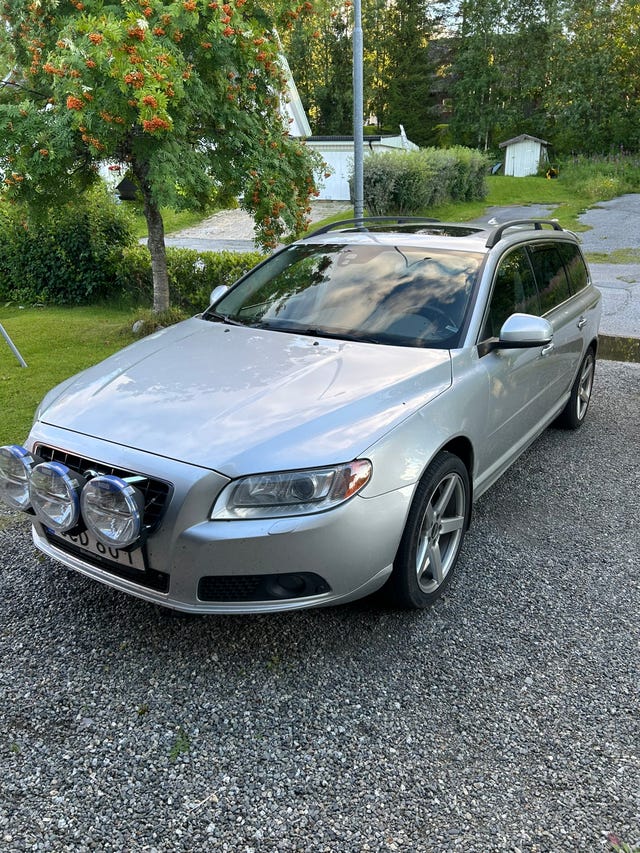 Volvo V70 2013