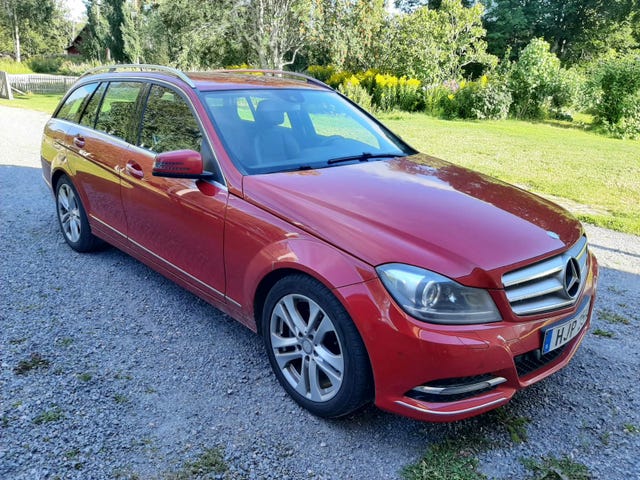 Mercedes-Benz C220 2014
