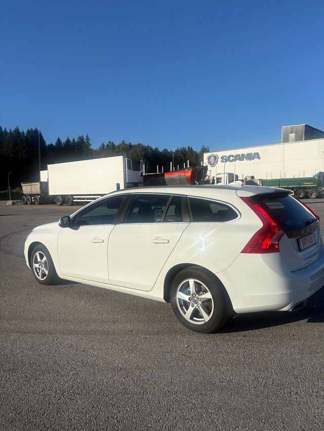 Volvo V60 2014