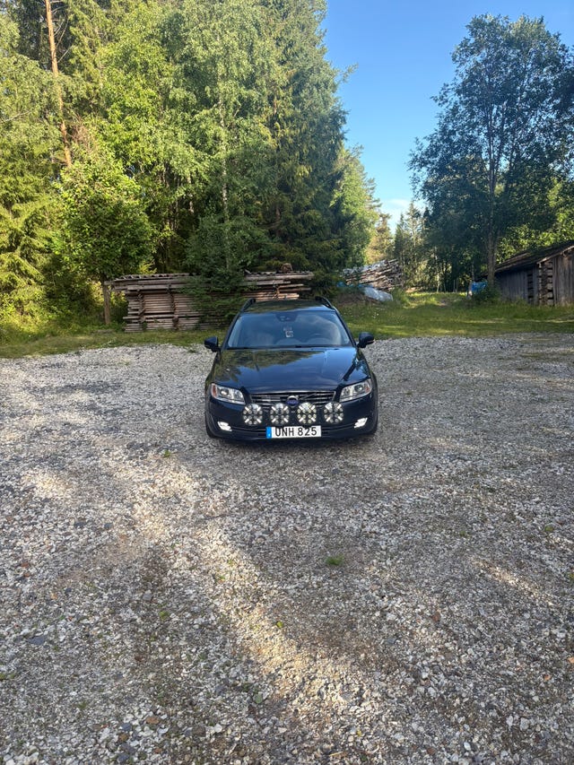 Volvo V70 2015