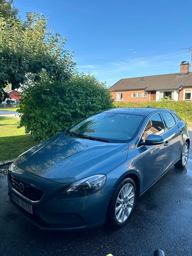 Volvo V40 2013