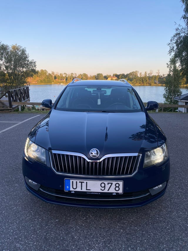 Skoda Superb 2014
