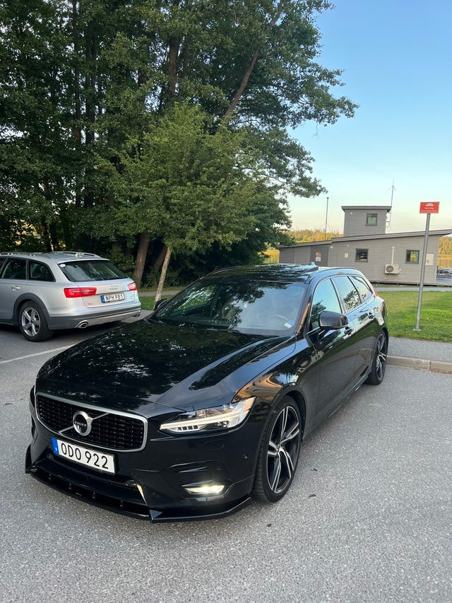 Volvo V90 2021