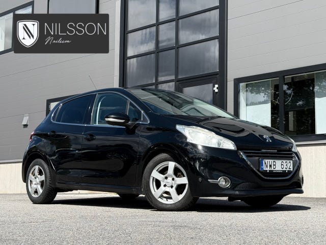 Peugeot 208 2012