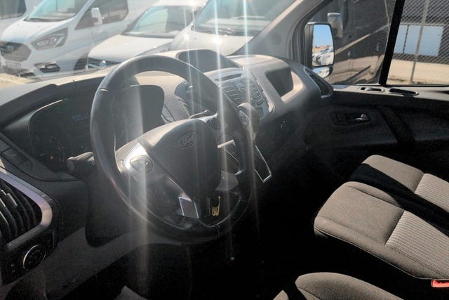 Ford Transit Custom 2018 – bild 4