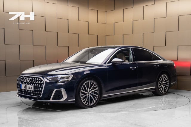 Audi A8 2024