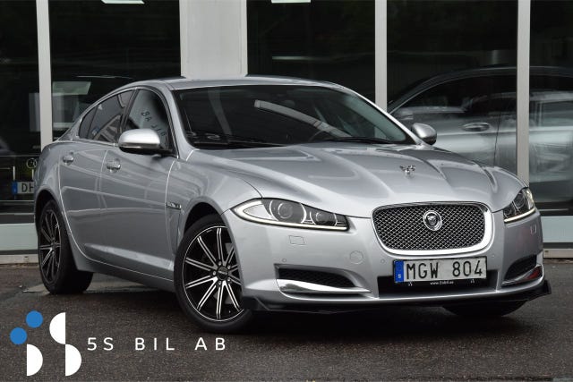 Jaguar XF 2012