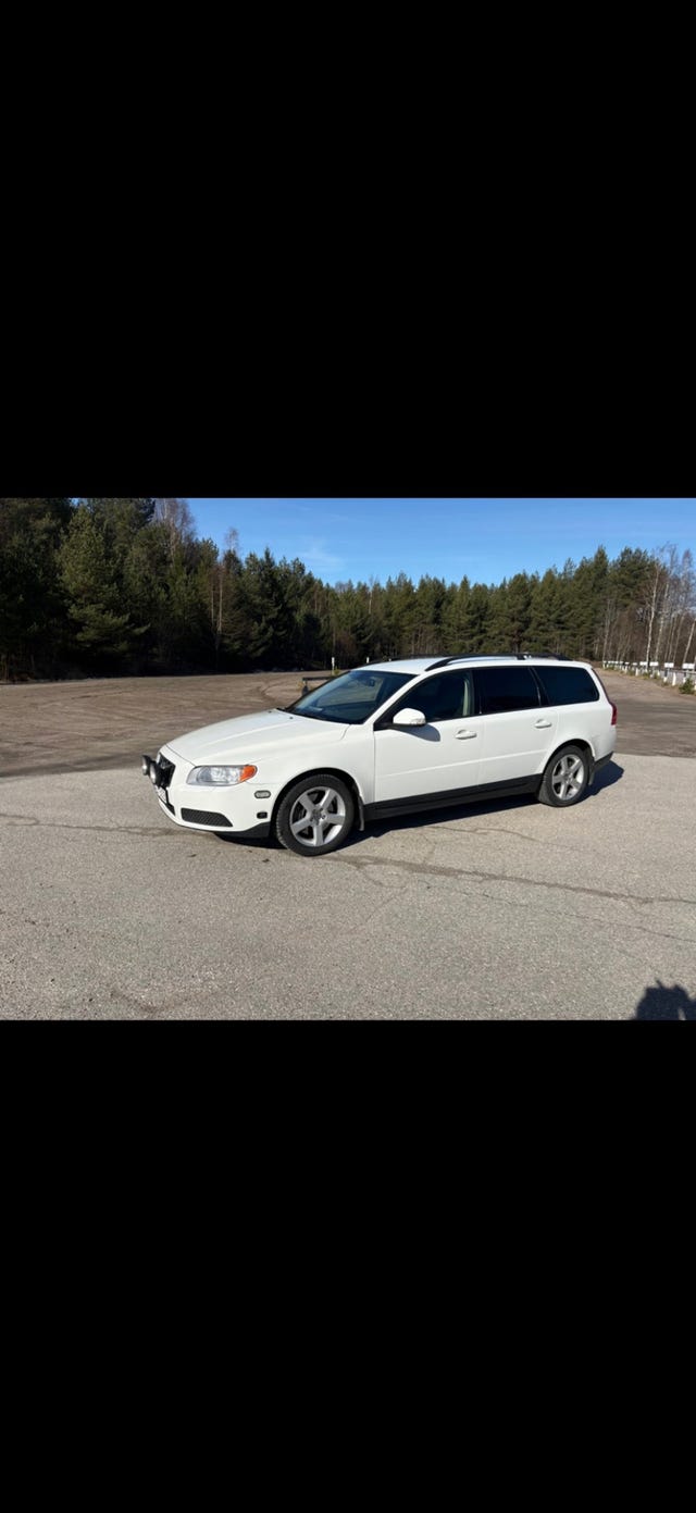 Volvo V70 2010