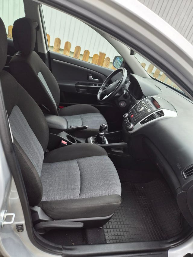 Kia Ceed 2012 – bild 4