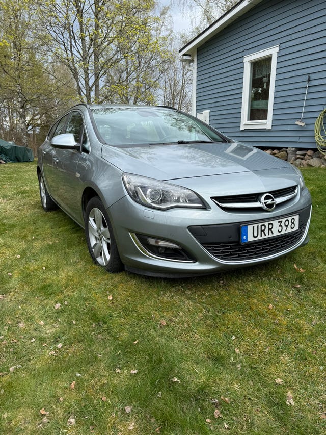 Opel Astra 2014
