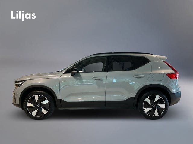 Volvo EX40 2025