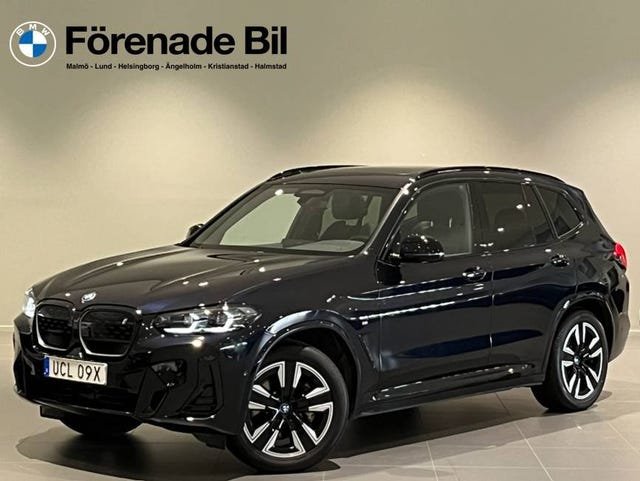 BMW iX3 2024