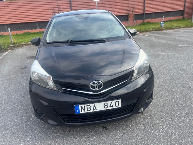 Toyota Yaris 2012