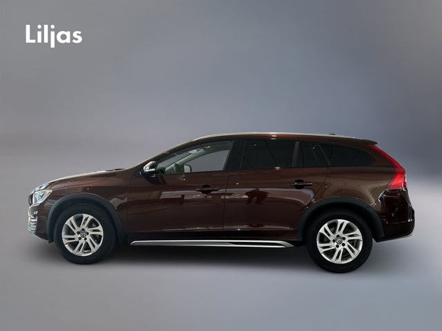 Volvo V60 Cross Country 2016 – bild 3