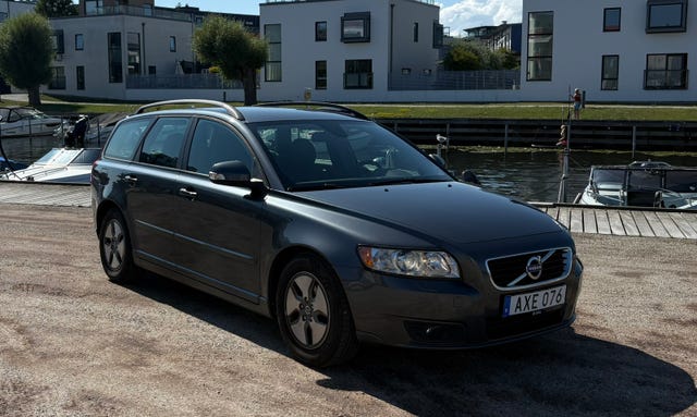 Volvo V50 2011