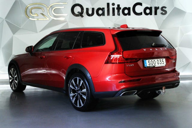 Volvo V60 Cross Country 2019 – bild 3