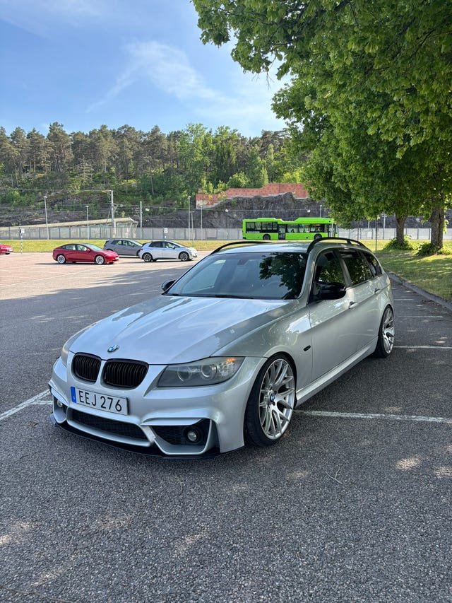 BMW 330d 2010