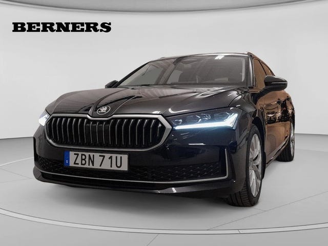 Skoda Superb 2025