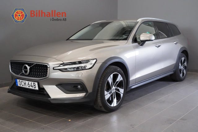 Volvo V60 Cross Country 2022
