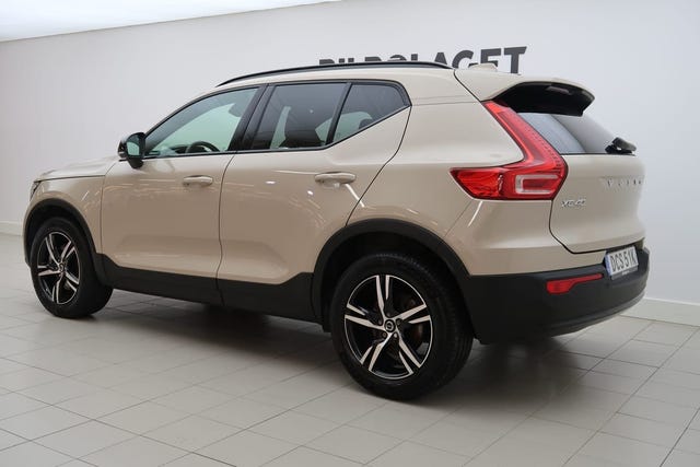 Volvo XC40 2025 – bild 3
