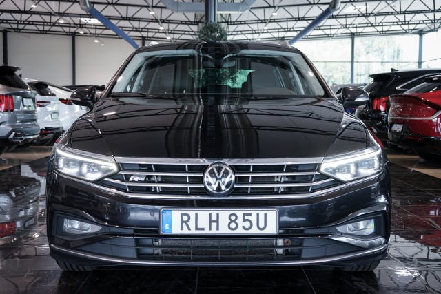 Volkswagen Passat 2022 – bild 3