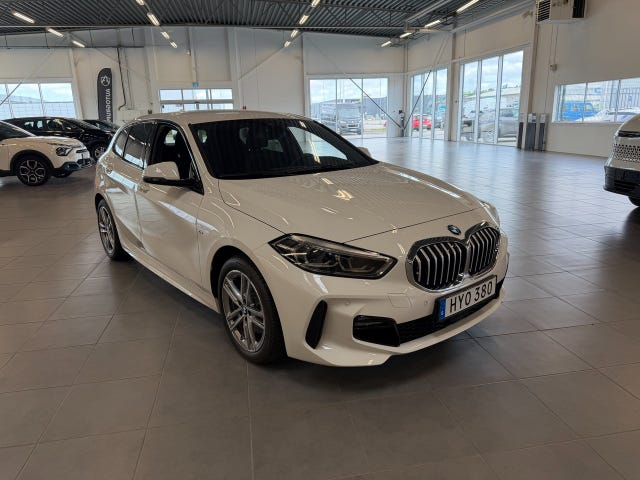 BMW 118i 2023