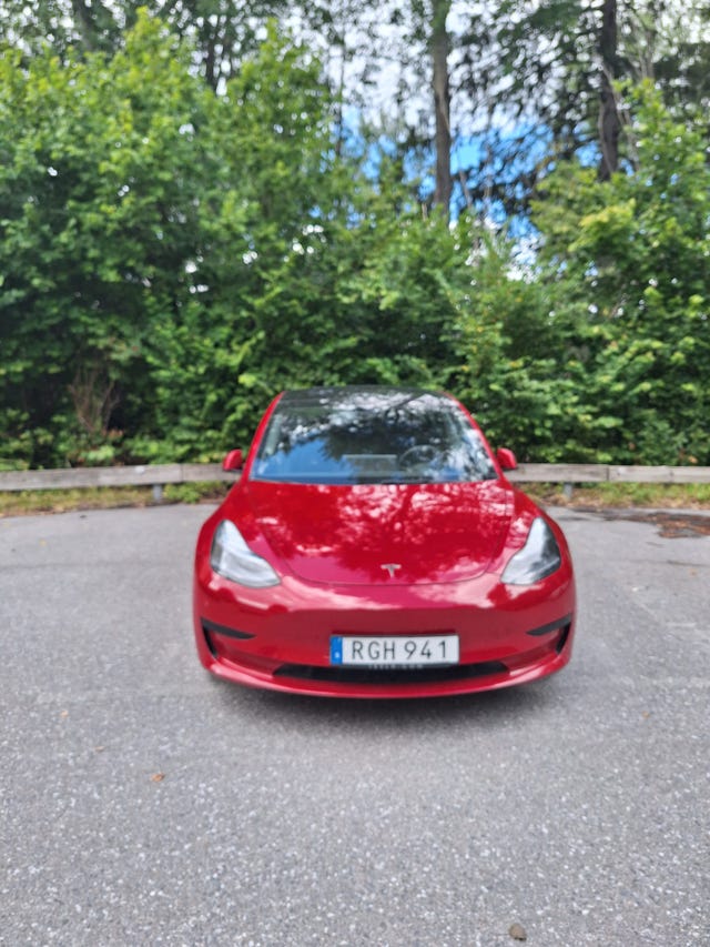 Tesla Model 3 2023