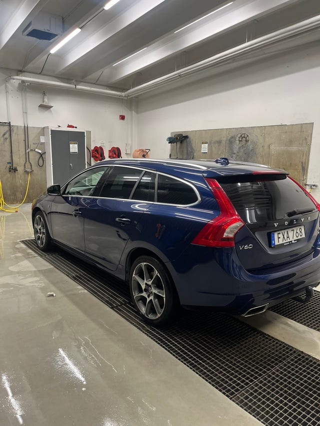 Volvo V60 2015 – bild 2